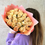 Букет из 29 кремовых роз фото 3